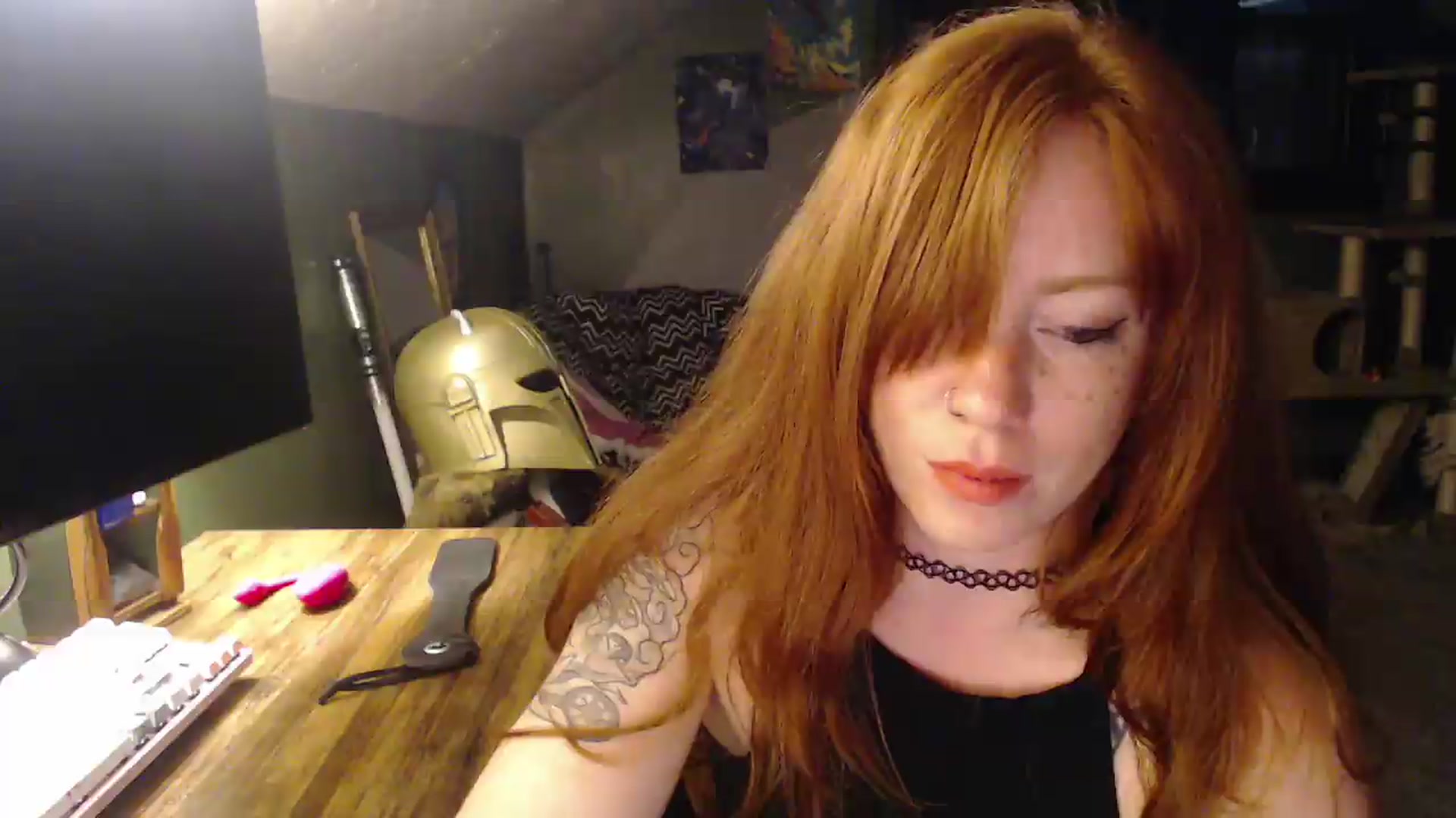 Gallery image thumbnail from AstraeaSiren's myfreecams stream on, 04/23/2026, 06:38 image 6 of 20