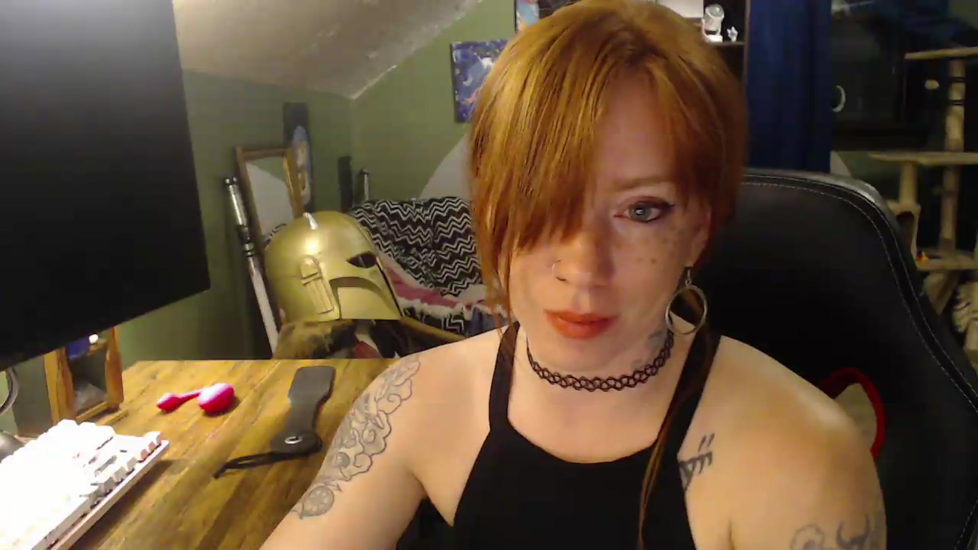 Gallery image thumbnail from AstraeaSiren's myfreecams stream on, 04/23/2026, 06:38 image 18 of 20