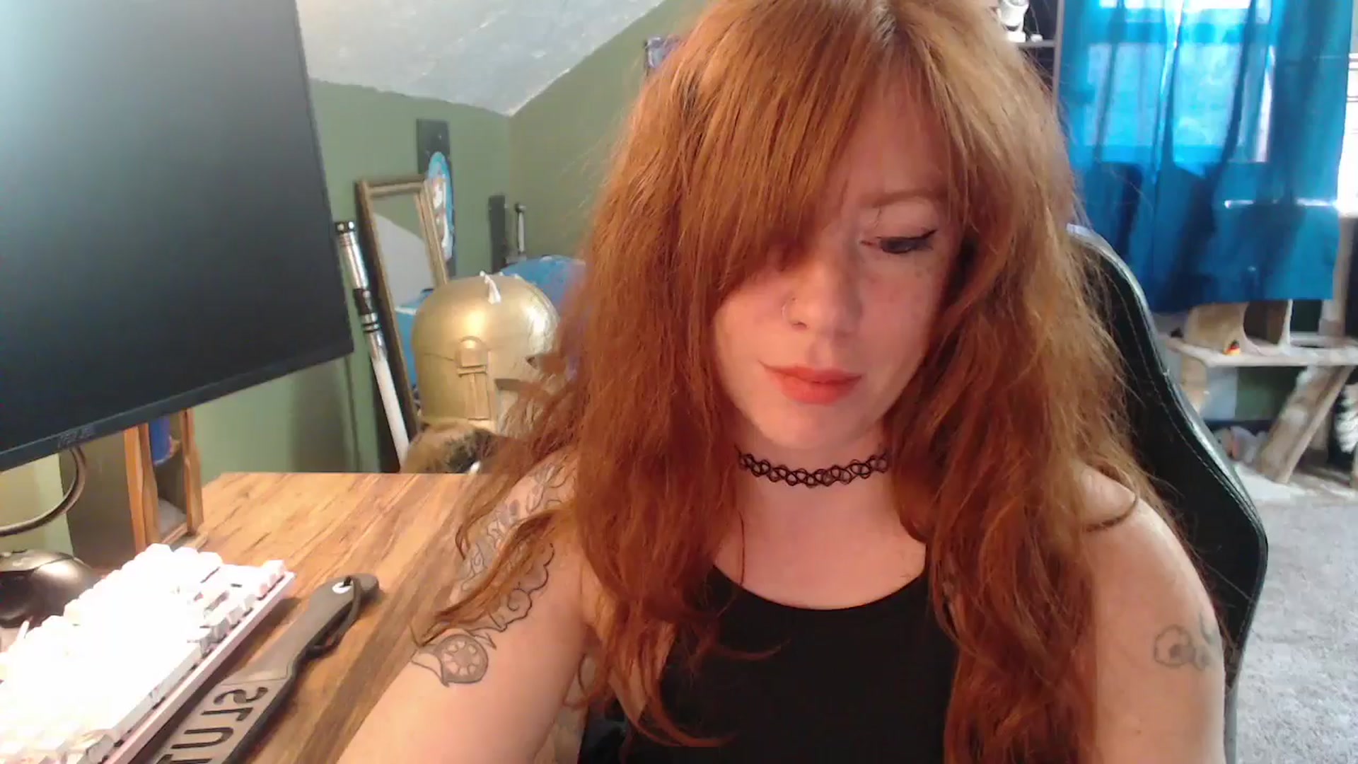 Gallery image thumbnail from AstraeaSiren's myfreecams stream on, 04/27/2026, 18:26 image 19 of 20