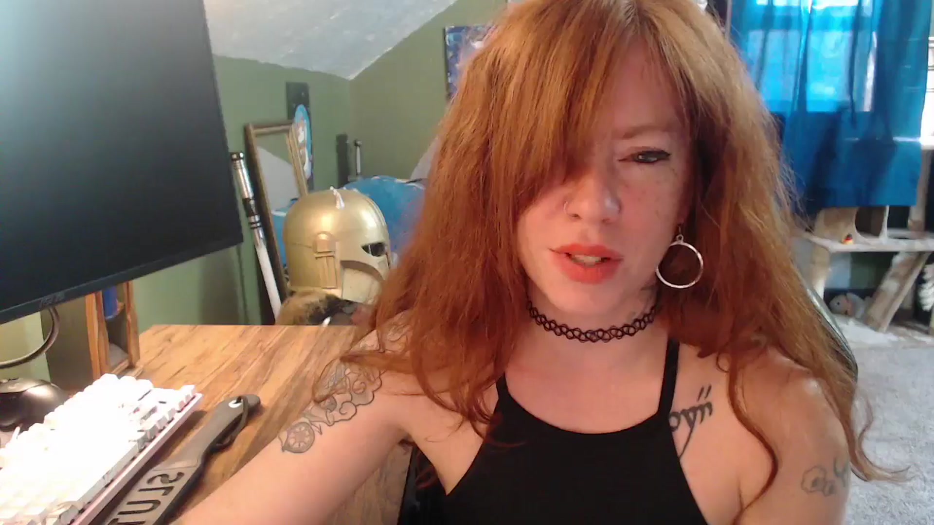Gallery image thumbnail from AstraeaSiren's myfreecams stream on, 04/27/2026, 18:26 image 6 of 20