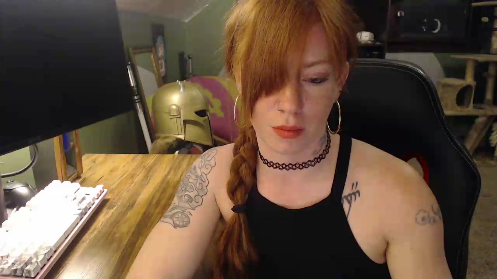 Gallery image thumbnail from AstraeaSiren's myfreecams stream on, 04/30/2026, 02:58 image 17 of 20