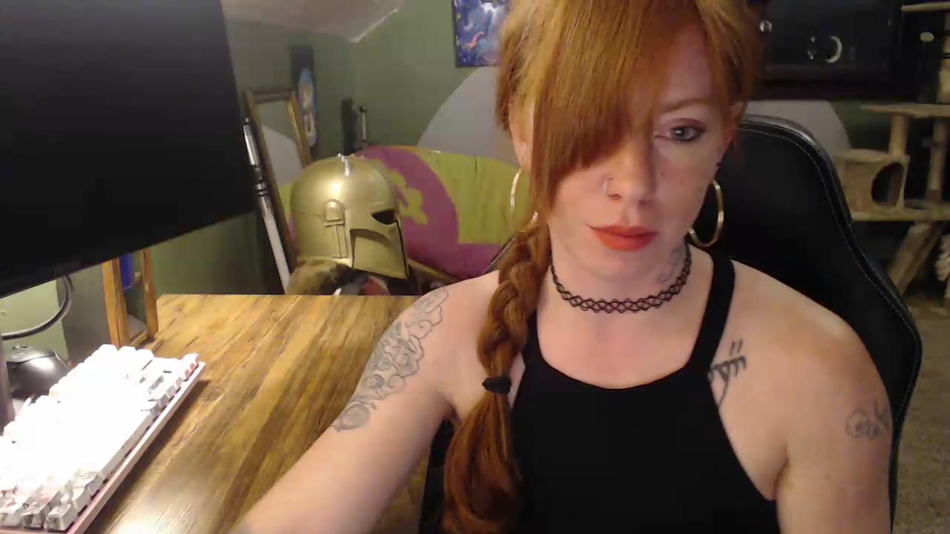 Gallery image thumbnail from AstraeaSiren's myfreecams stream on, 04/30/2026, 02:58 image 15 of 20