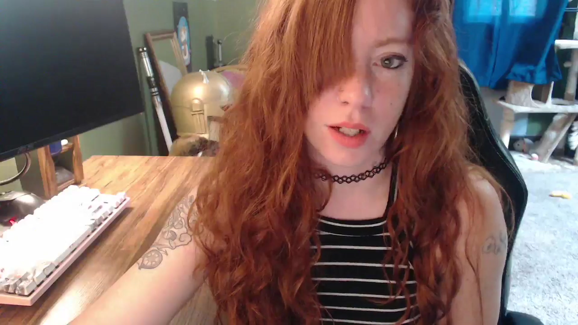 Gallery image thumbnail from AstraeaSiren's myfreecams stream on, 05/01/2026, 18:00 image 8 of 20