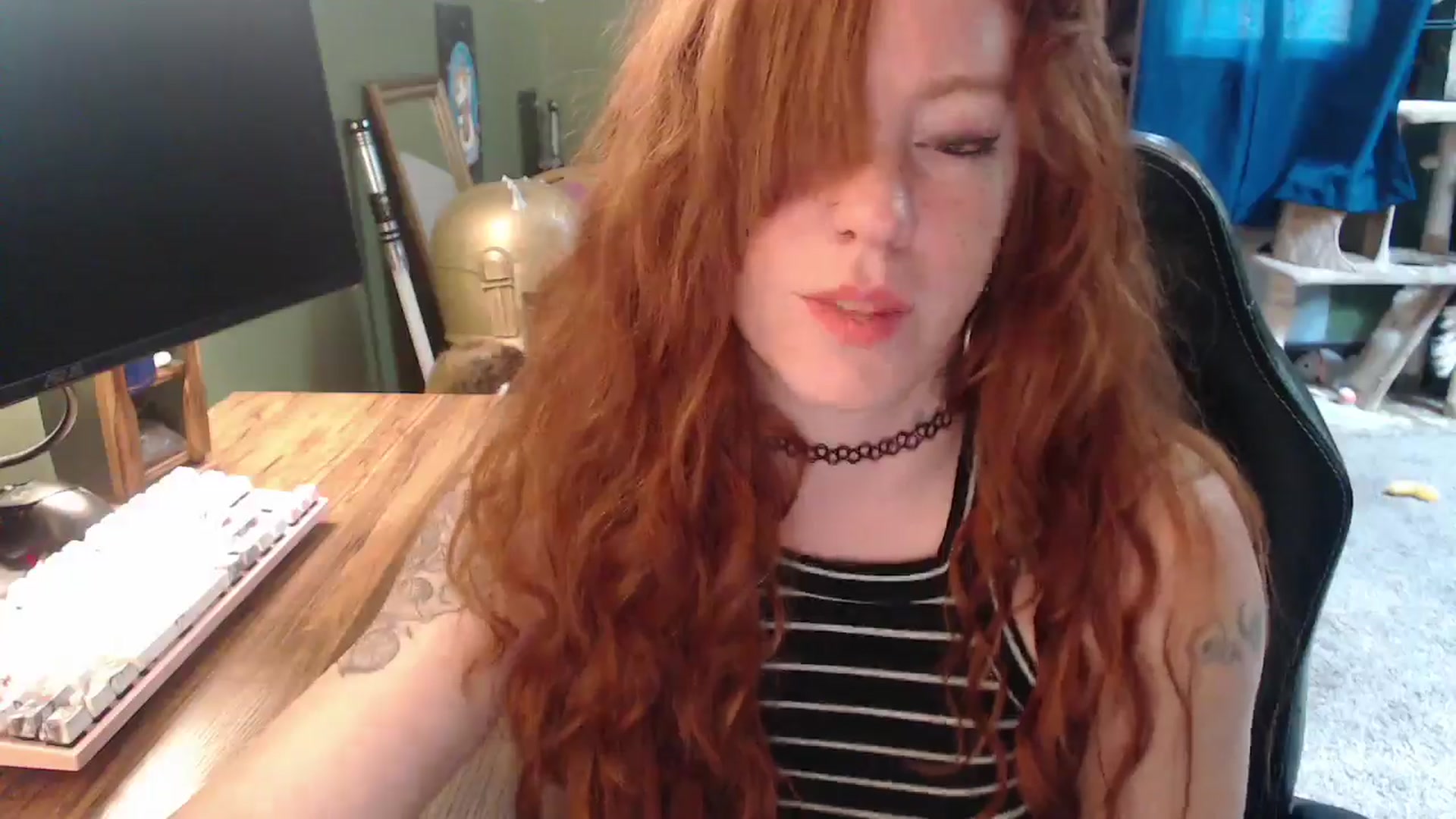 Gallery image thumbnail from AstraeaSiren's myfreecams stream on, 05/01/2026, 18:00 image 7 of 20