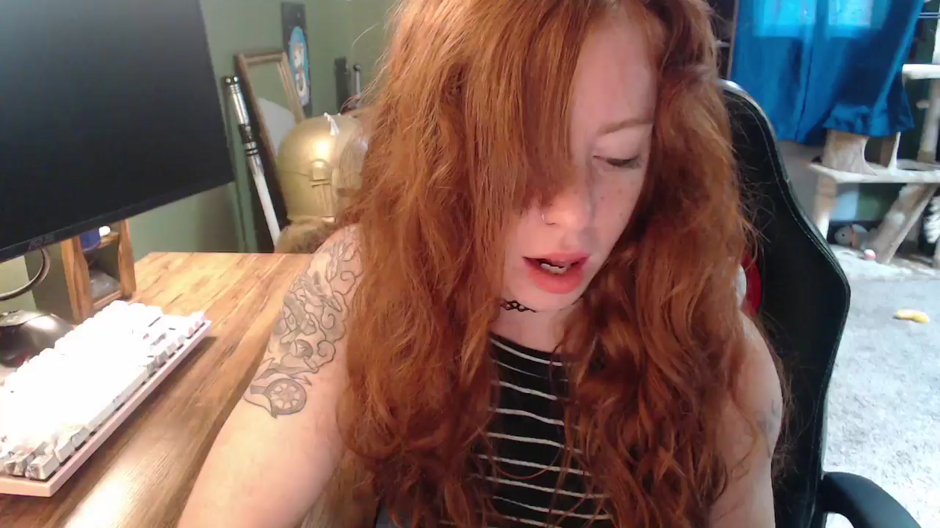 Gallery image thumbnail from AstraeaSiren's myfreecams stream on, 05/01/2026, 18:00 image 17 of 20