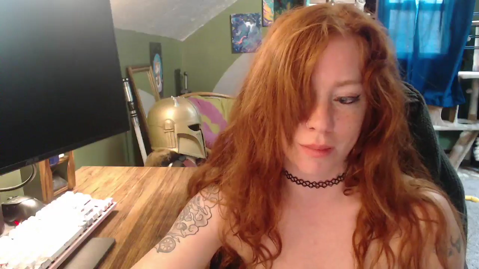 Gallery image thumbnail from AstraeaSiren's myfreecams stream on, 05/01/2026, 21:14 image 18 of 20