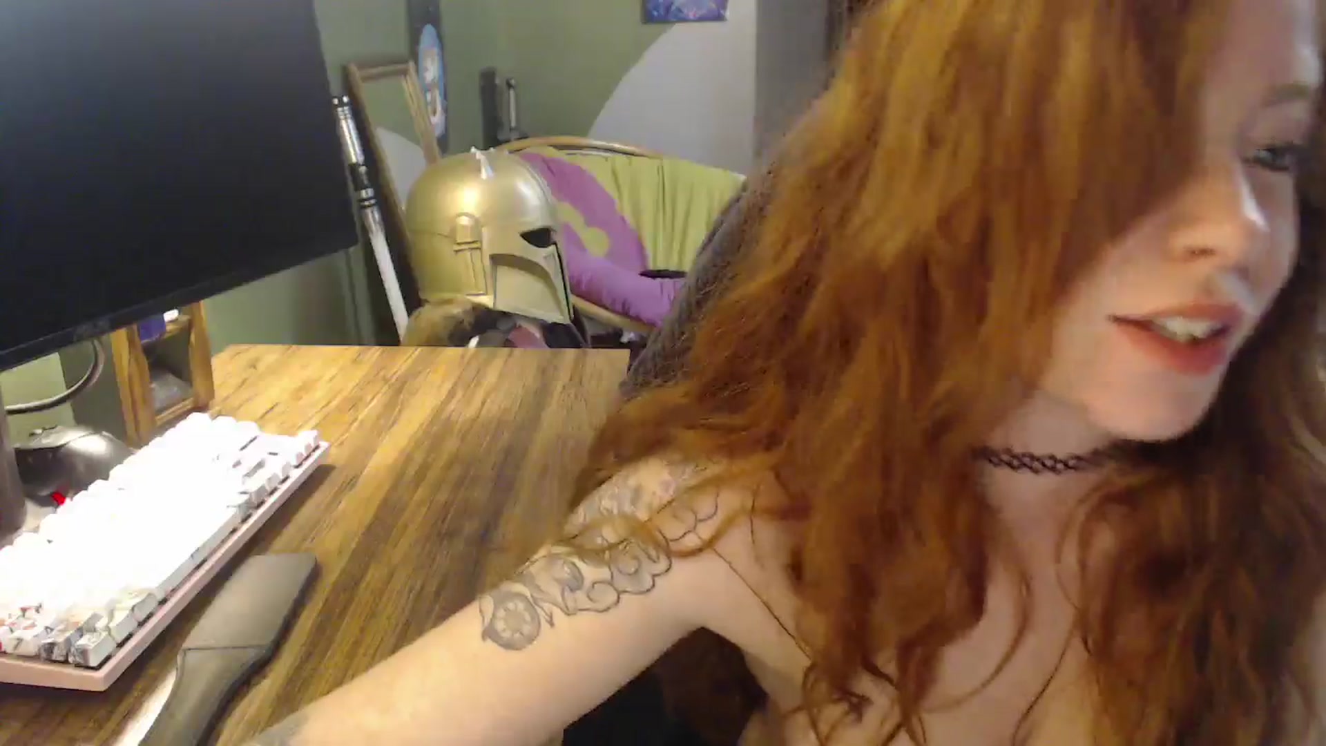 Gallery image thumbnail from AstraeaSiren's myfreecams stream on, 05/01/2026, 21:14 image 13 of 20