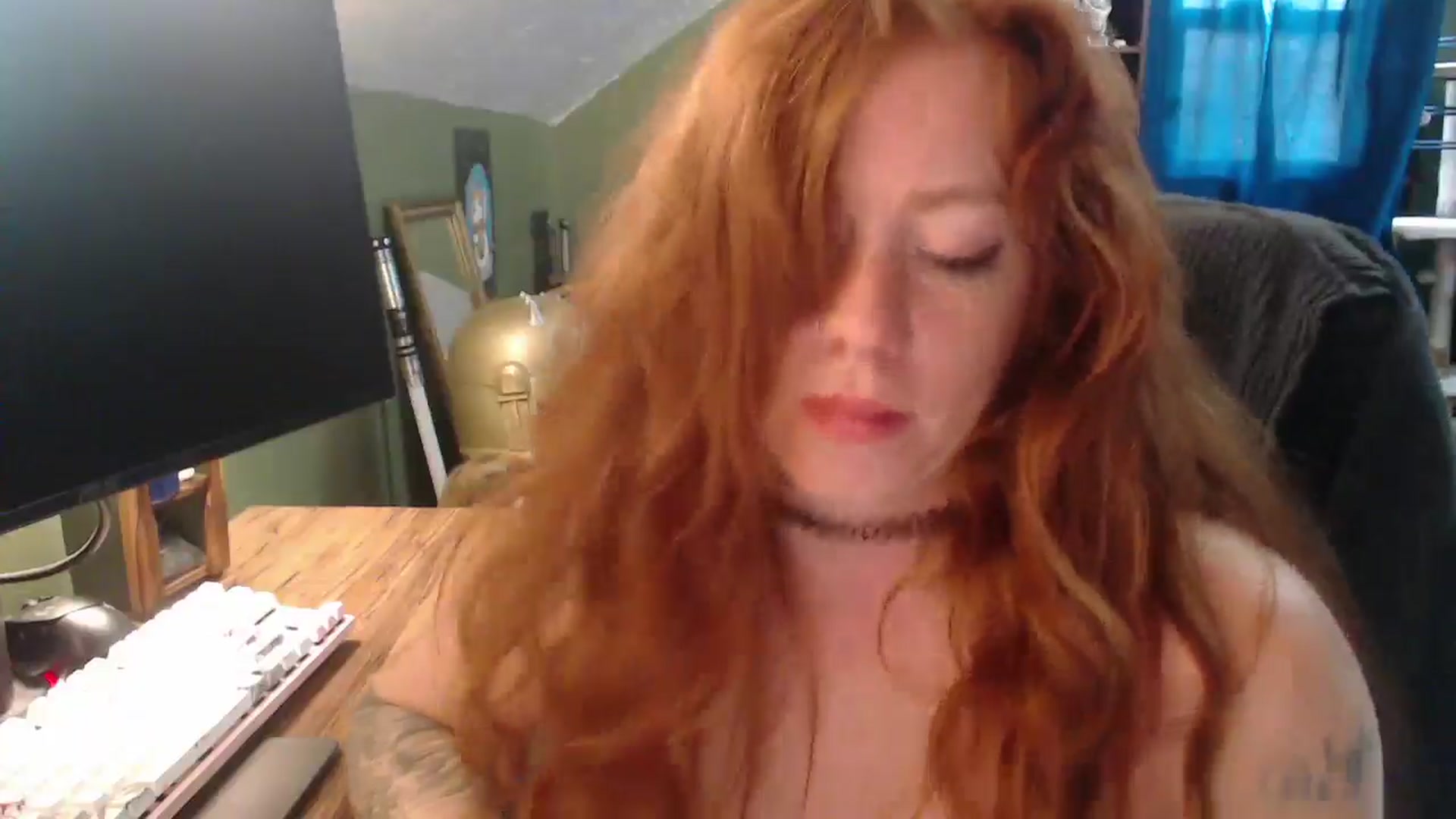 Gallery image thumbnail from AstraeaSiren's myfreecams stream on, 05/01/2026, 21:14 image 14 of 20