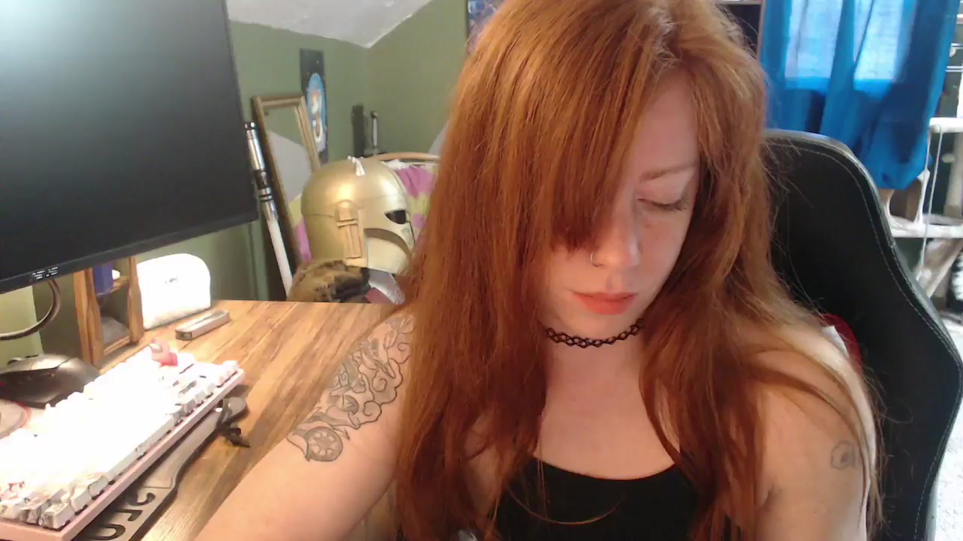 Gallery image thumbnail from AstraeaSiren's myfreecams stream on, 05/06/2026, 17:26 image 15 of 20