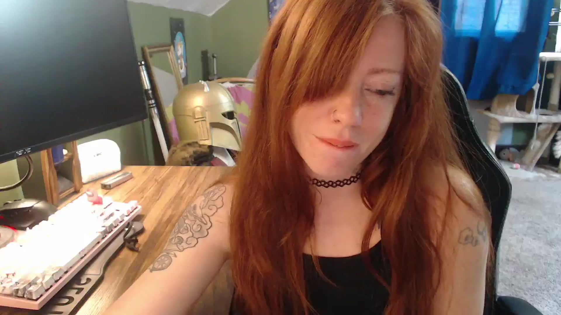 Gallery image thumbnail from AstraeaSiren's myfreecams stream on, 05/06/2026, 18:07 image 3 of 20