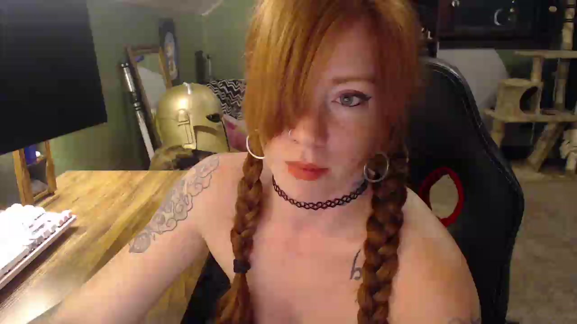 Gallery image thumbnail from AstraeaSiren's myfreecams stream on, 05/21/2026, 05:28 image 1 of 20