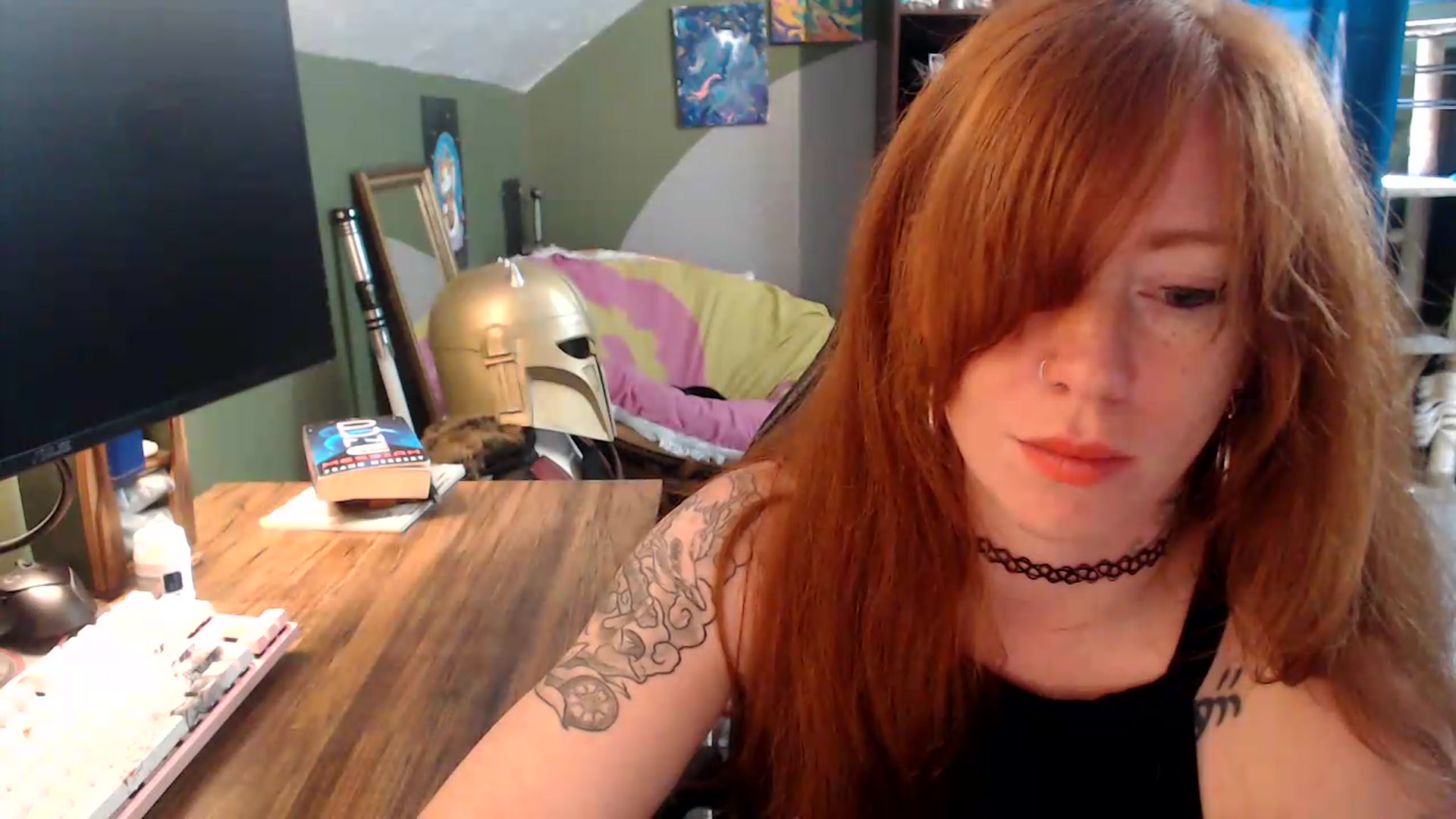 Gallery image thumbnail from AstraeaSiren's myfreecams stream on, 05/25/2026, 18:25 image 15 of 20