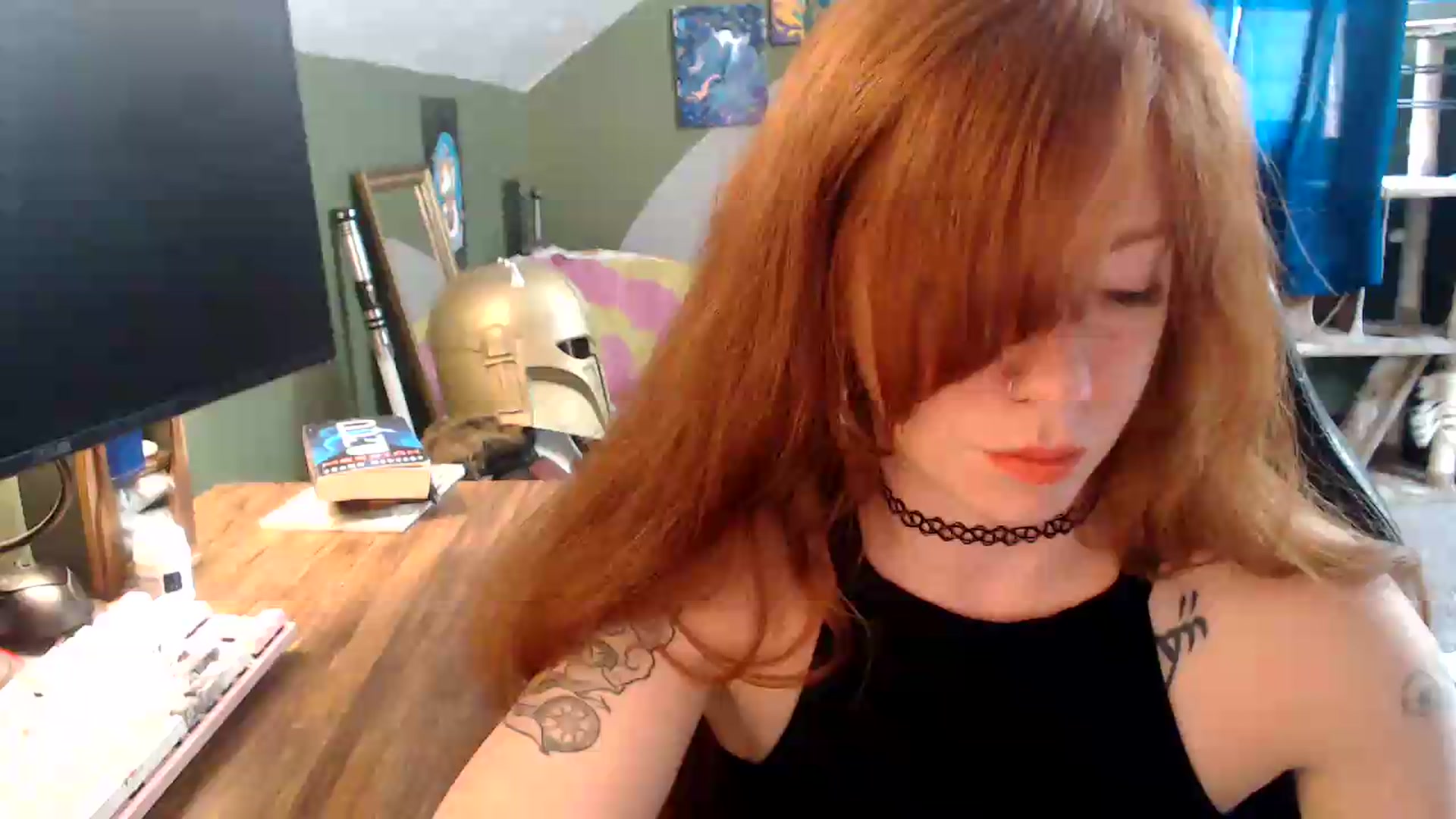 Gallery image thumbnail from AstraeaSiren's myfreecams stream on, 05/25/2026, 18:25 image 1 of 20