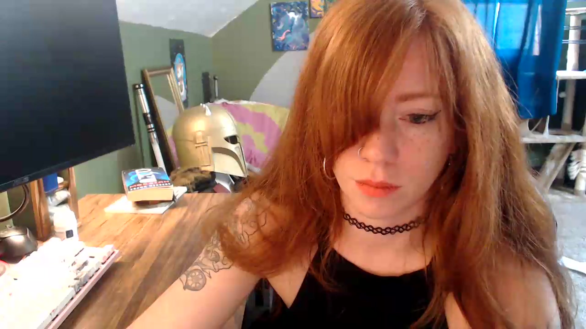 Gallery image thumbnail from AstraeaSiren's myfreecams stream on, 05/25/2026, 18:25 image 6 of 20