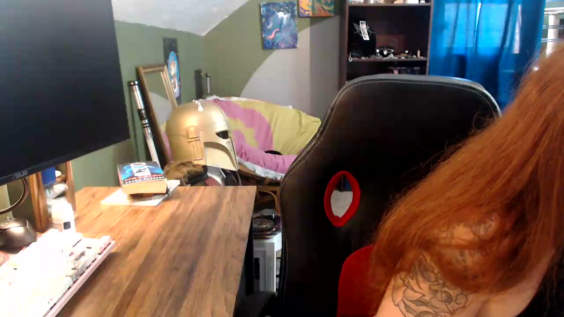 Gallery image thumbnail from AstraeaSiren's myfreecams stream on, 05/25/2026, 18:25 image 12 of 20