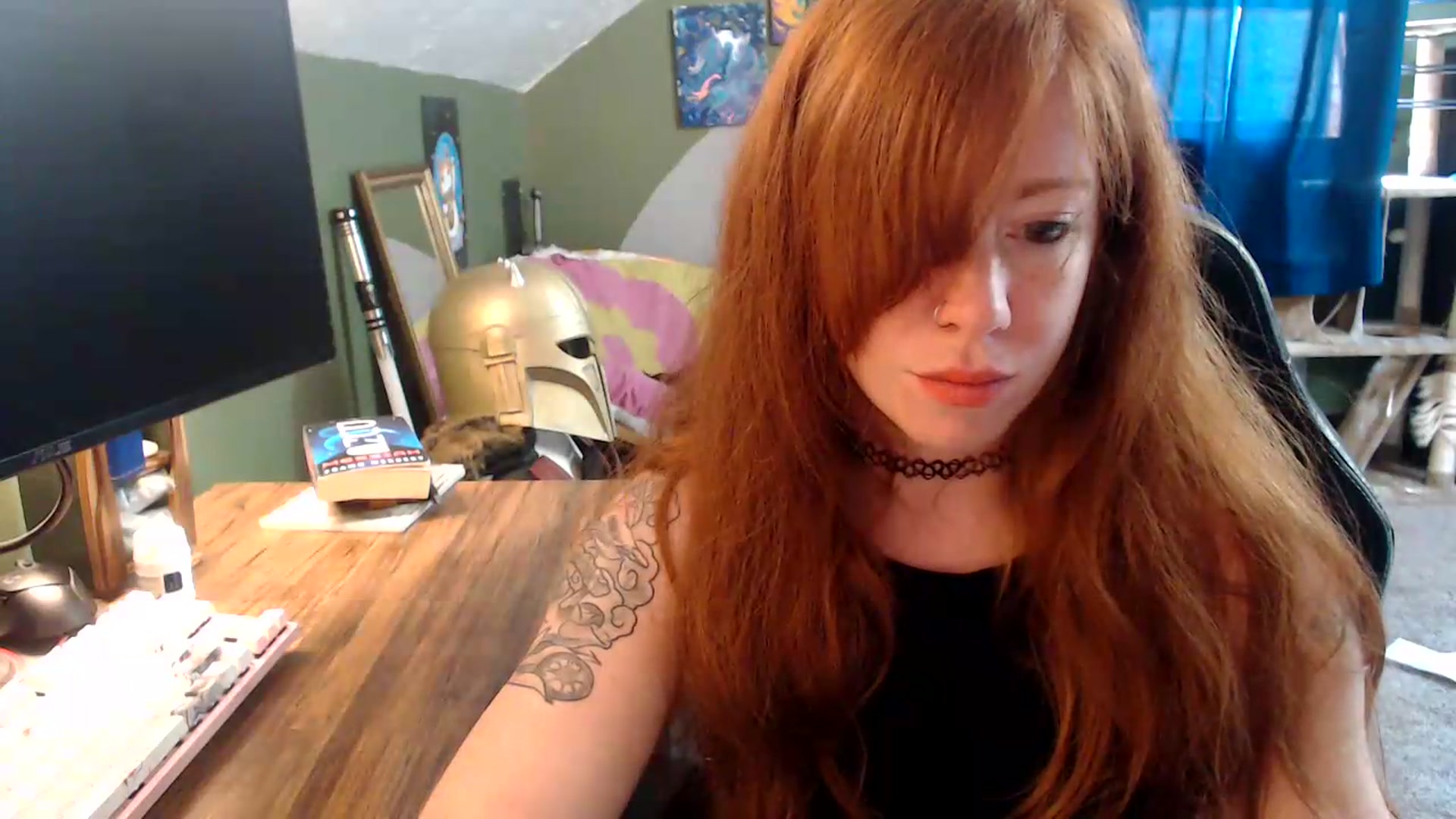 Gallery image thumbnail from AstraeaSiren's myfreecams stream on, 05/25/2026, 18:25 image 14 of 20