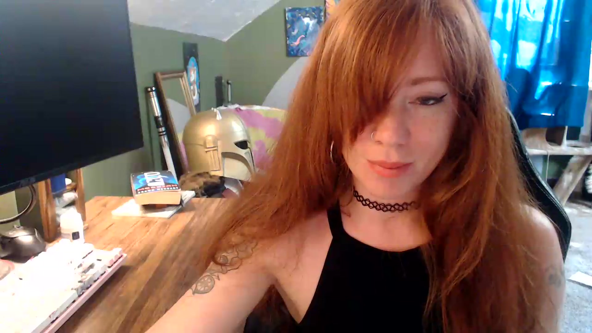 Gallery image thumbnail from AstraeaSiren's myfreecams stream on, 05/25/2026, 20:15 image 15 of 20