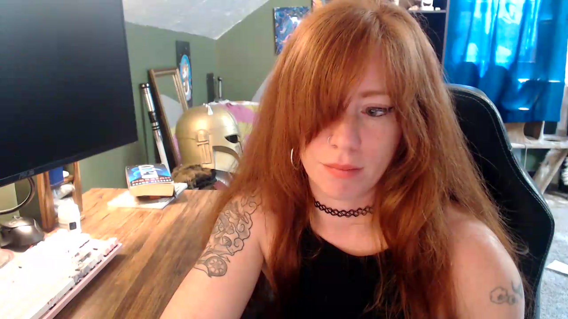 Gallery image thumbnail from AstraeaSiren's myfreecams stream on, 05/25/2026, 20:15 image 4 of 20