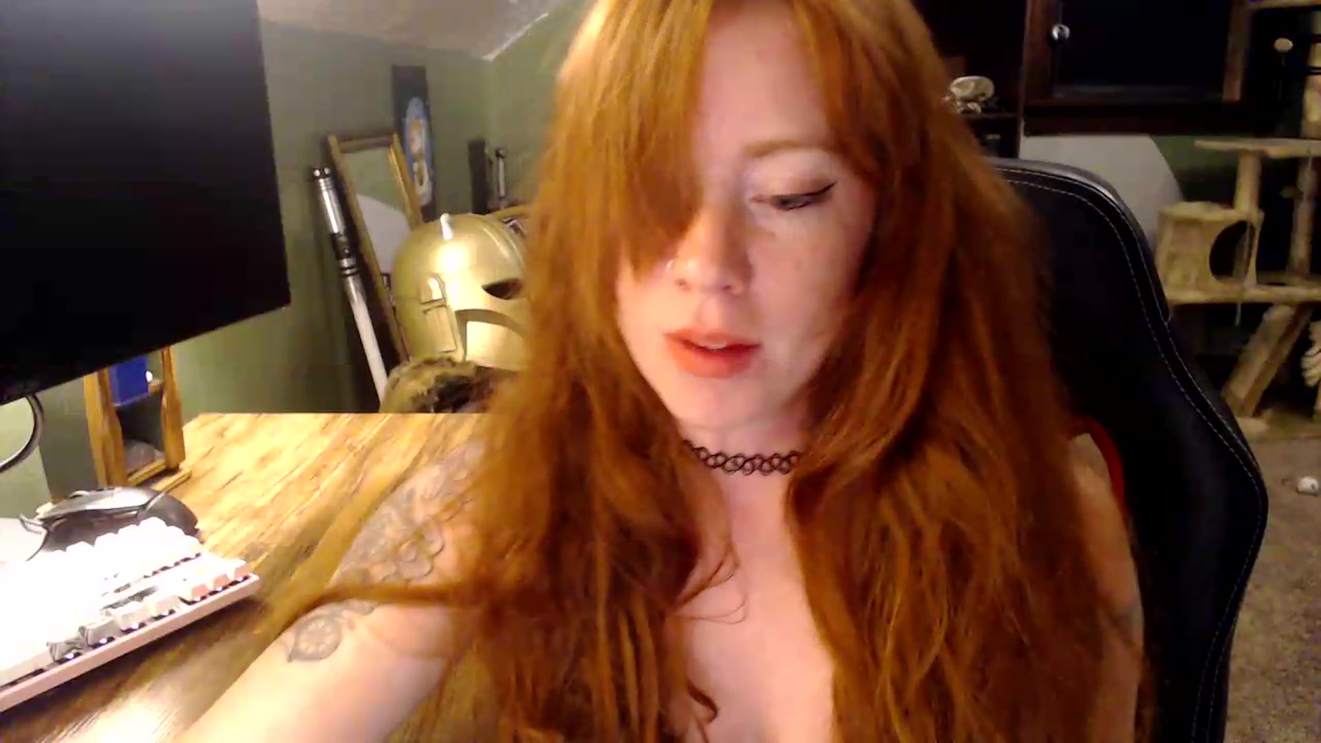 Gallery image thumbnail from AstraeaSiren's myfreecams stream on, 06/04/2026, 03:47 image 16 of 20