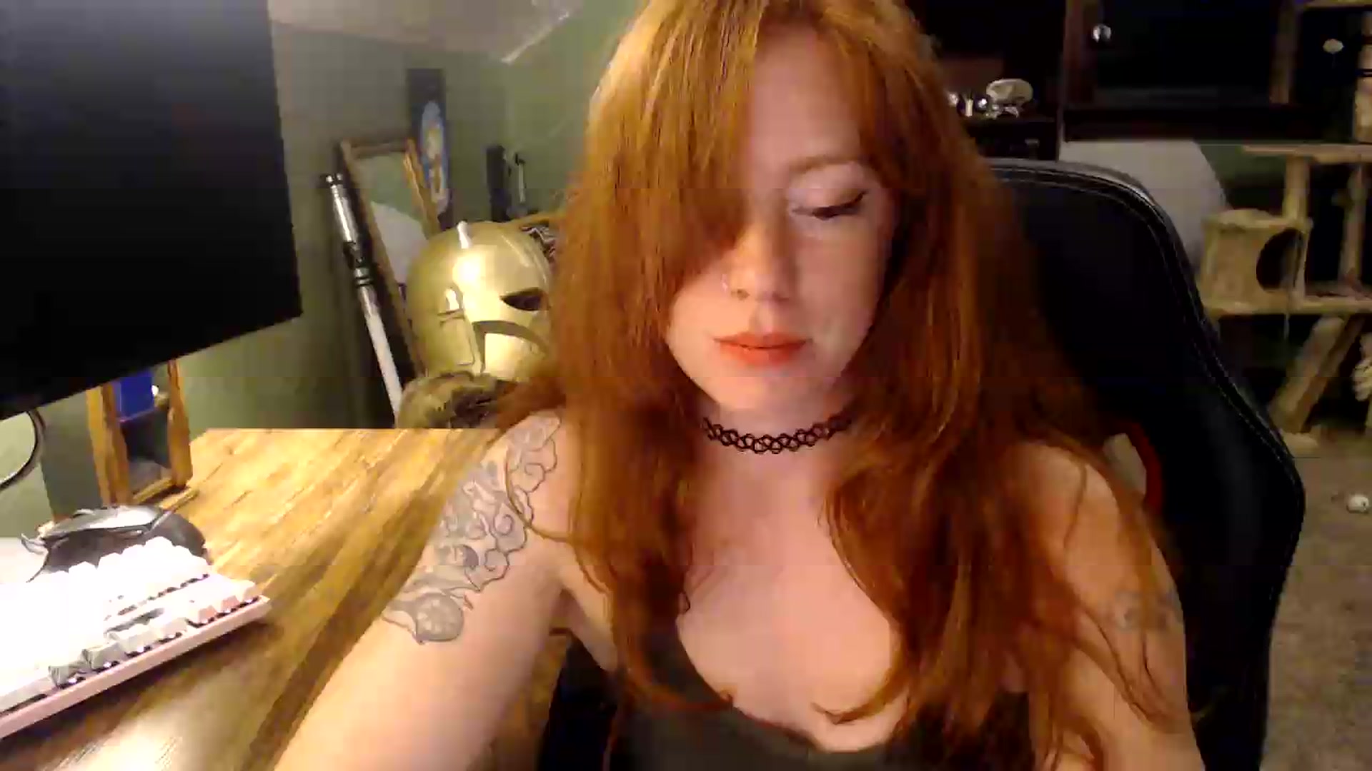 Gallery image thumbnail from AstraeaSiren's myfreecams stream on, 06/04/2026, 03:47 image 4 of 20