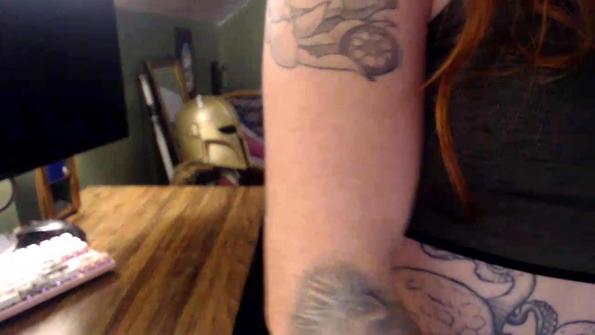 Gallery image thumbnail from AstraeaSiren's myfreecams stream on, 06/04/2026, 03:47 image 6 of 20