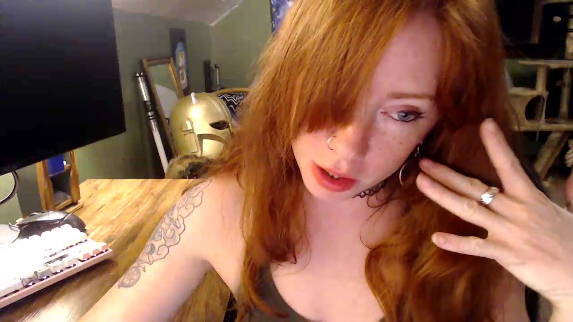 Gallery image thumbnail from AstraeaSiren's myfreecams stream on, 06/04/2026, 03:47 image 19 of 20