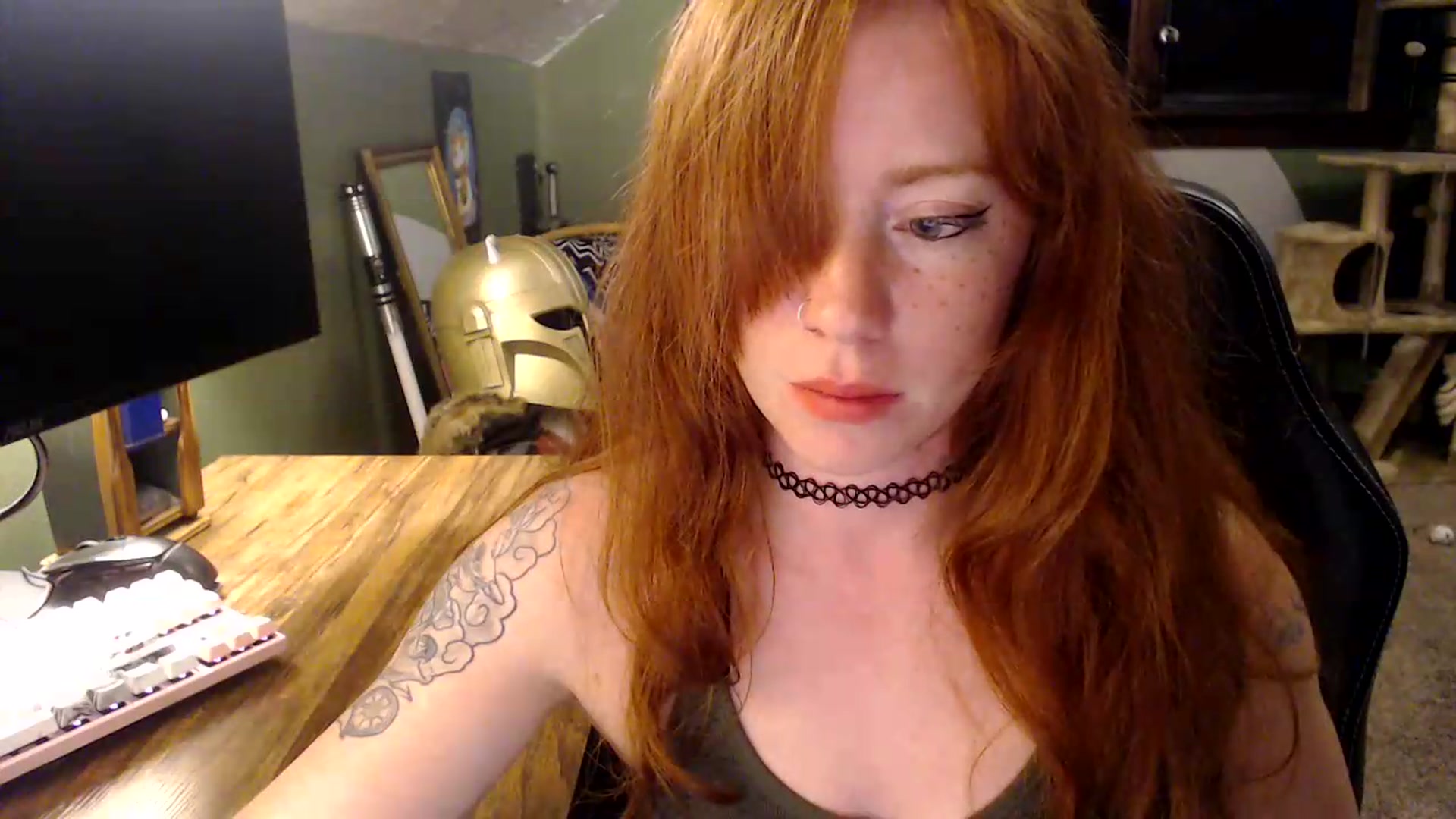 Gallery image thumbnail from AstraeaSiren's myfreecams stream on, 06/04/2026, 03:47 image 18 of 20