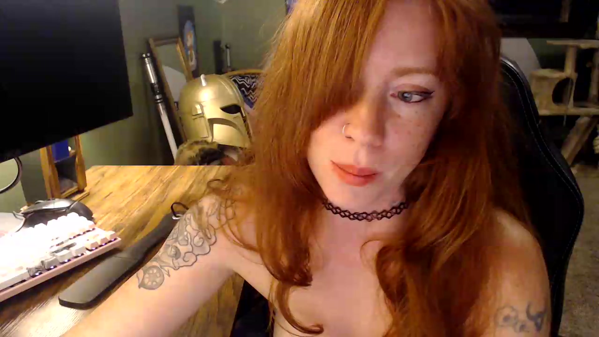 Gallery image thumbnail from AstraeaSiren's myfreecams stream on, 06/04/2026, 05:27 image 5 of 20