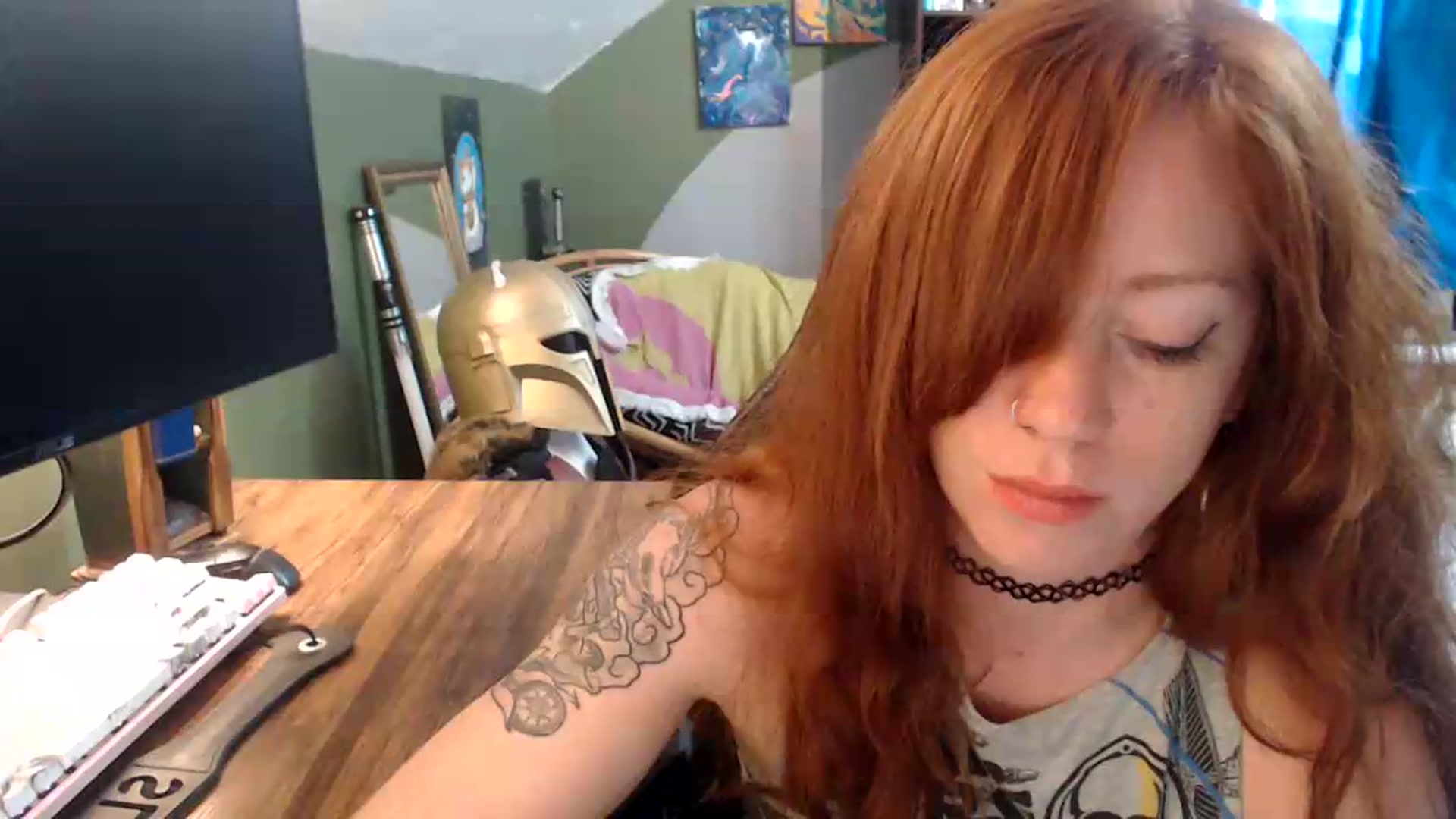 Gallery image thumbnail from AstraeaSiren's myfreecams stream on, 06/08/2026, 20:00 image 17 of 20