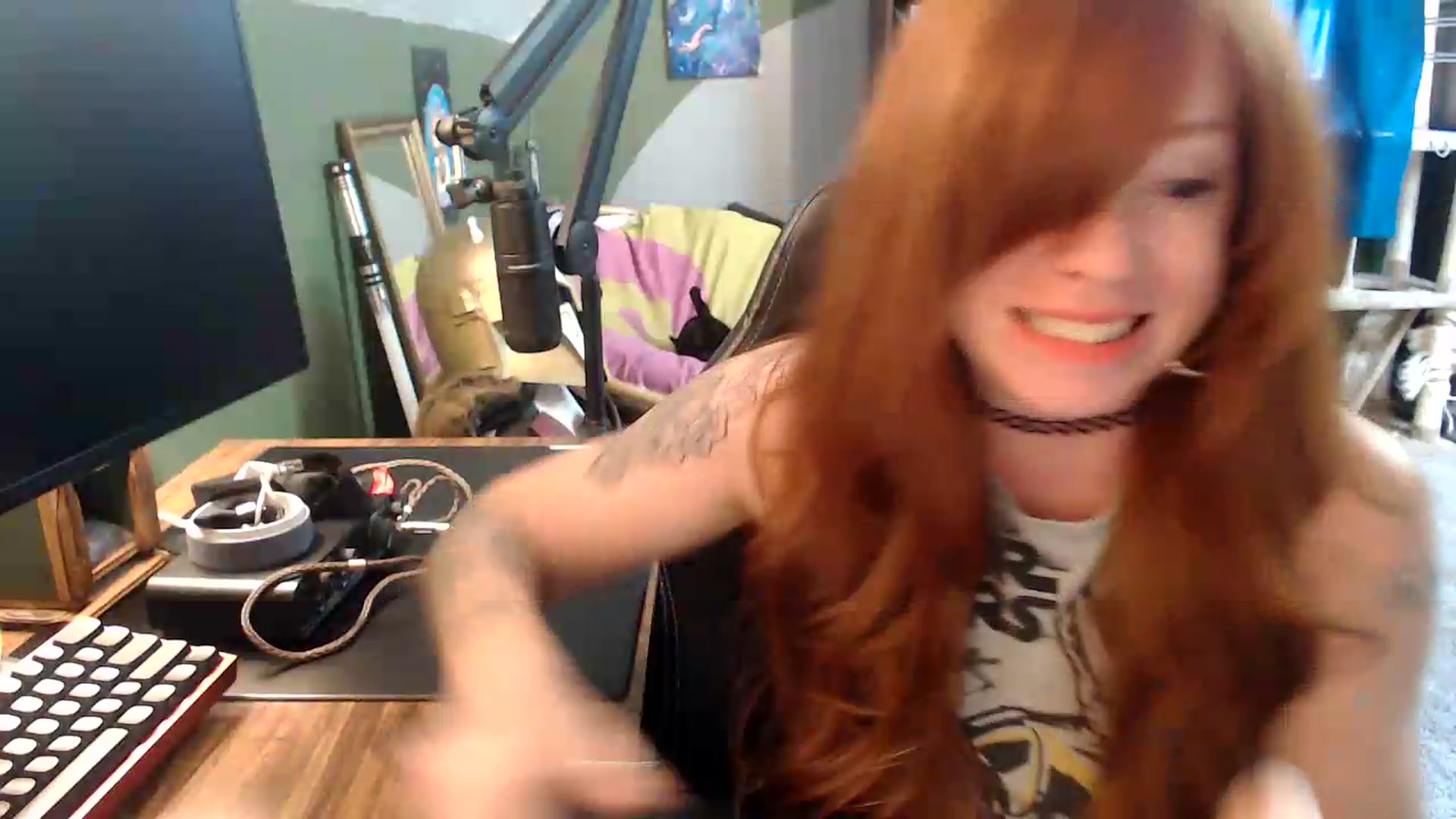 Gallery image thumbnail from AstraeaSiren's myfreecams stream on, 06/19/2026, 20:44 image 2 of 20