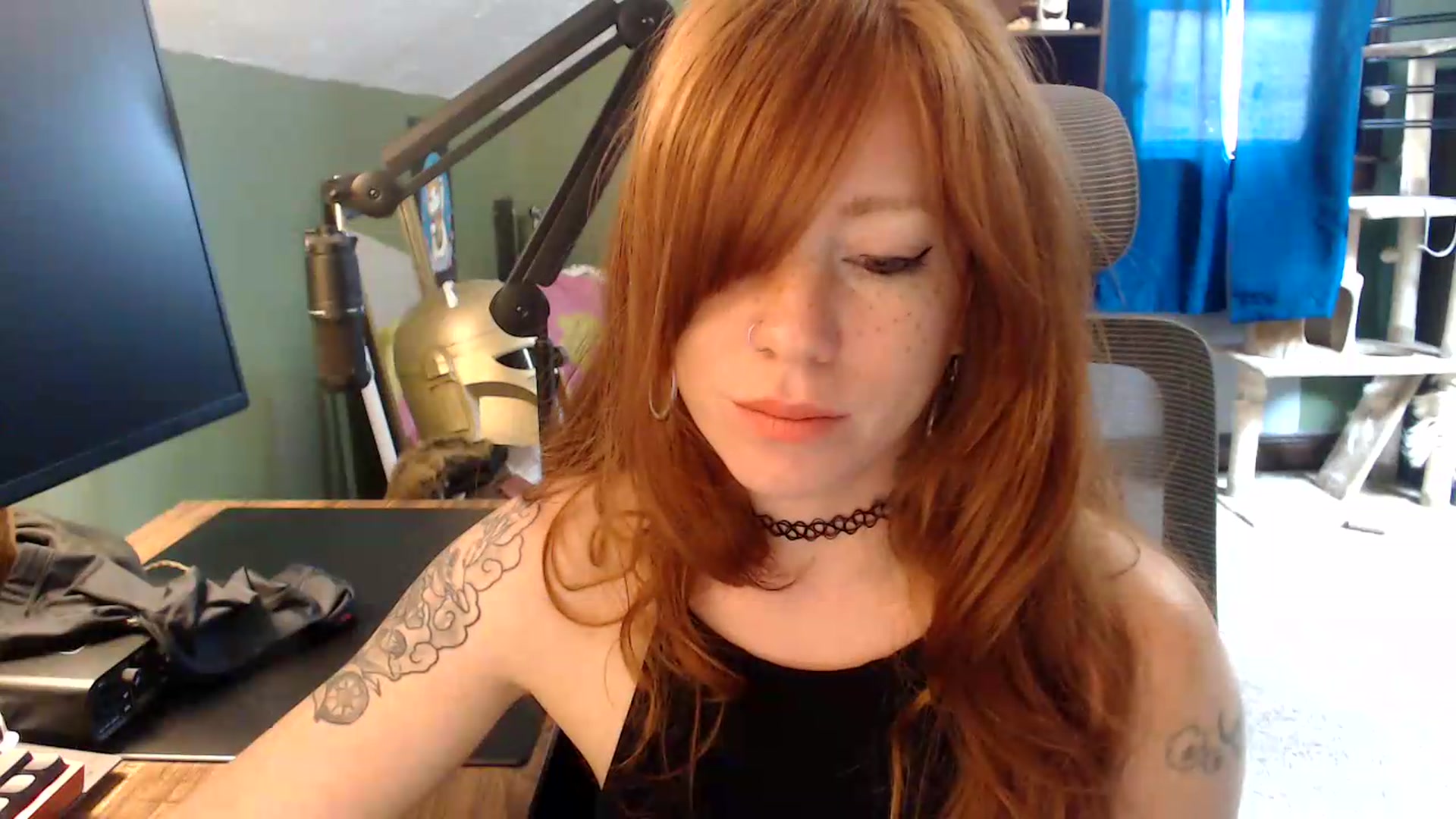 Gallery image thumbnail from AstraeaSiren's myfreecams stream on, 06/22/2026, 20:11 image 2 of 20