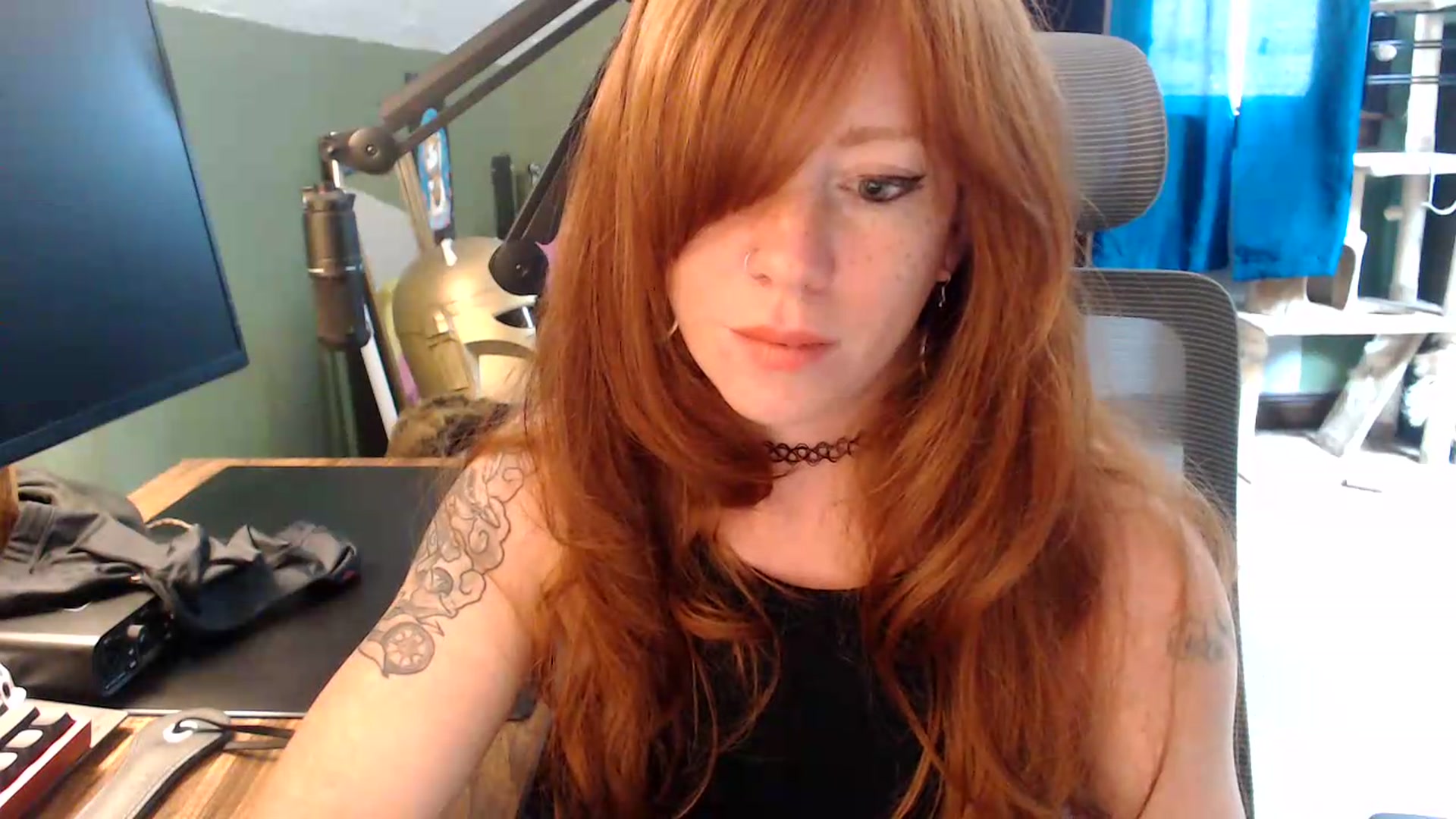 Gallery image thumbnail from AstraeaSiren's myfreecams stream on, 06/22/2026, 20:11 image 5 of 20