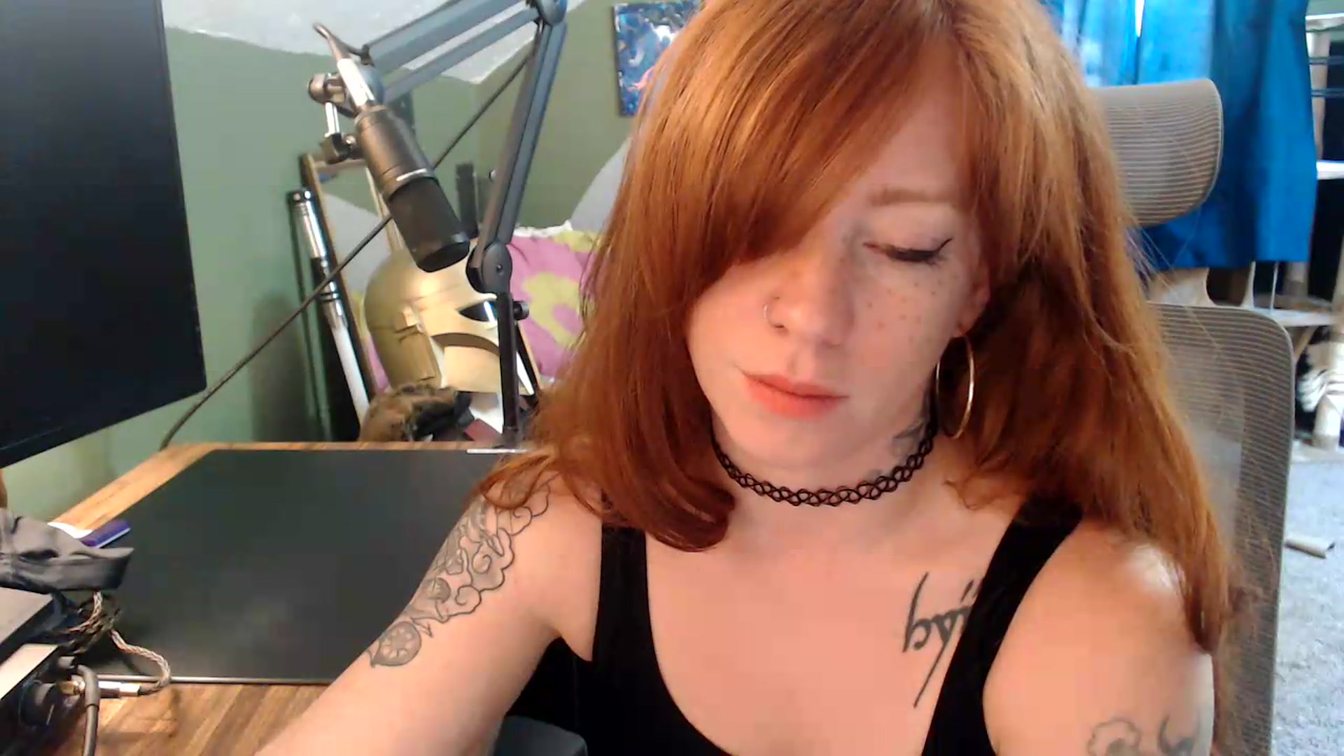 Gallery image thumbnail from AstraeaSiren's myfreecams stream on, 06/24/2026, 19:06 image 5 of 20
