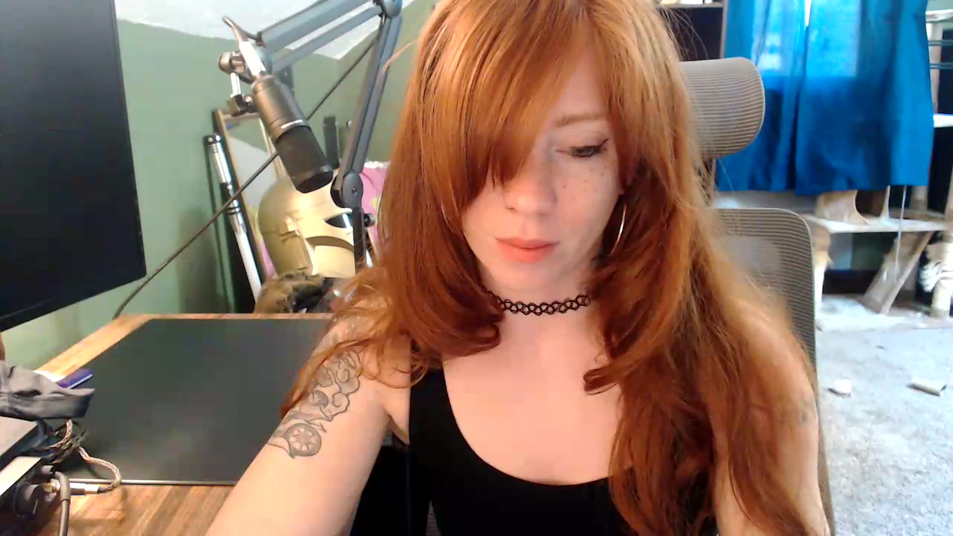Gallery image thumbnail from AstraeaSiren's myfreecams stream on, 06/24/2026, 19:06 image 6 of 20