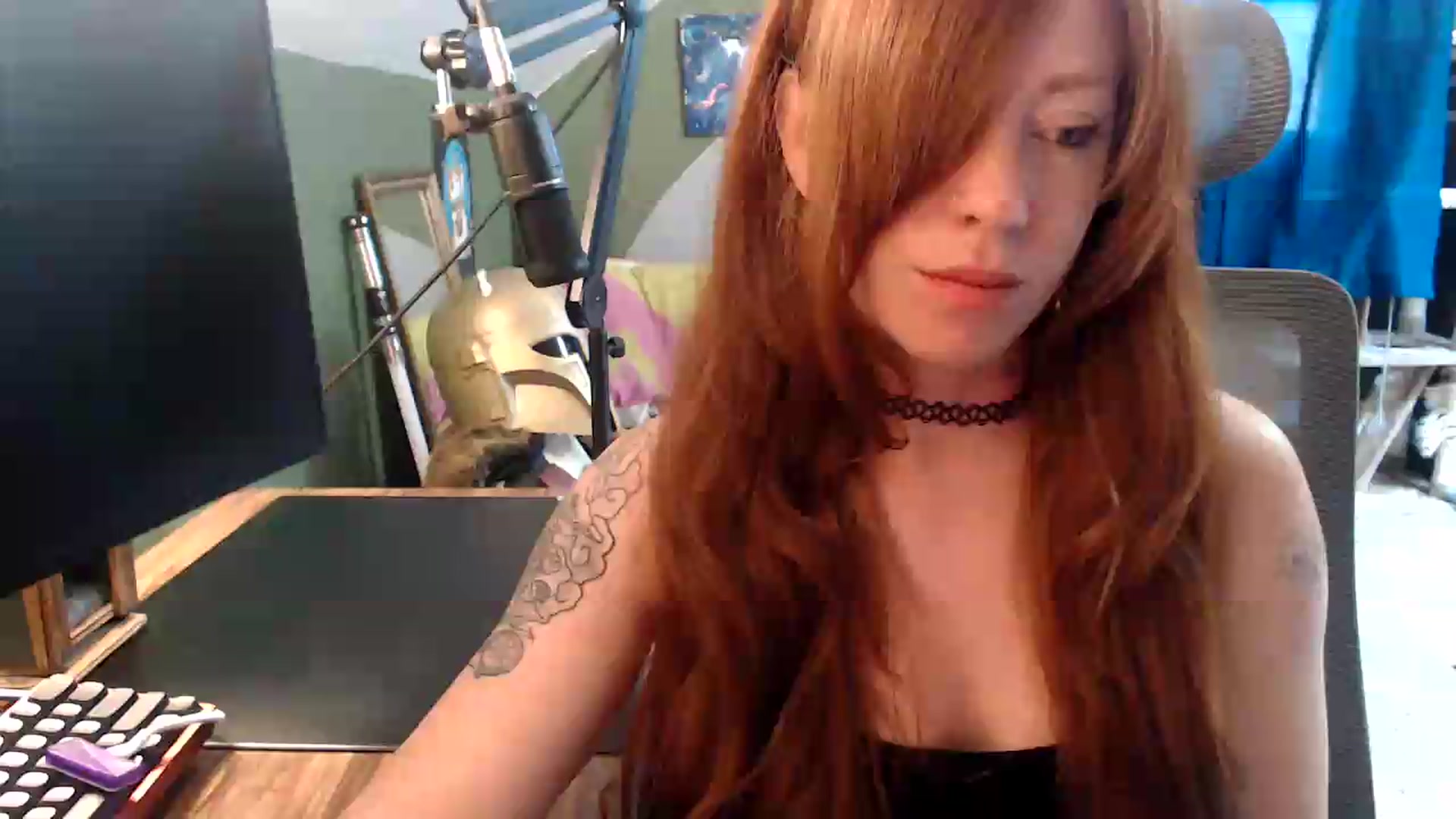Gallery image thumbnail from AstraeaSiren's myfreecams stream on, 06/26/2026, 18:43 image 4 of 20