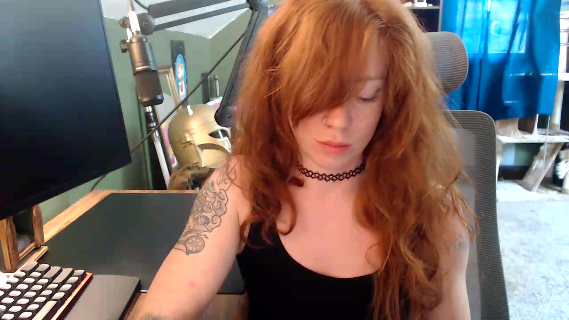 Gallery image thumbnail from AstraeaSiren's myfreecams stream on, 06/29/2026, 18:40 image 15 of 20
