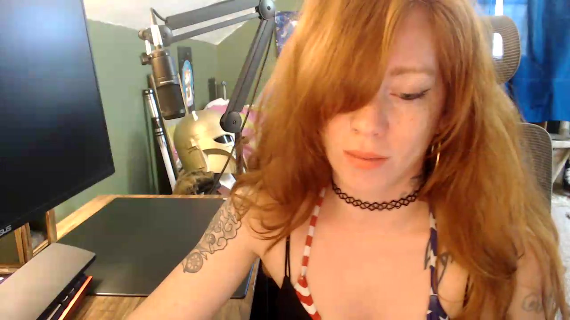 Gallery image thumbnail from AstraeaSiren's myfreecams stream on, 07/01/2026, 18:55 image 5 of 20