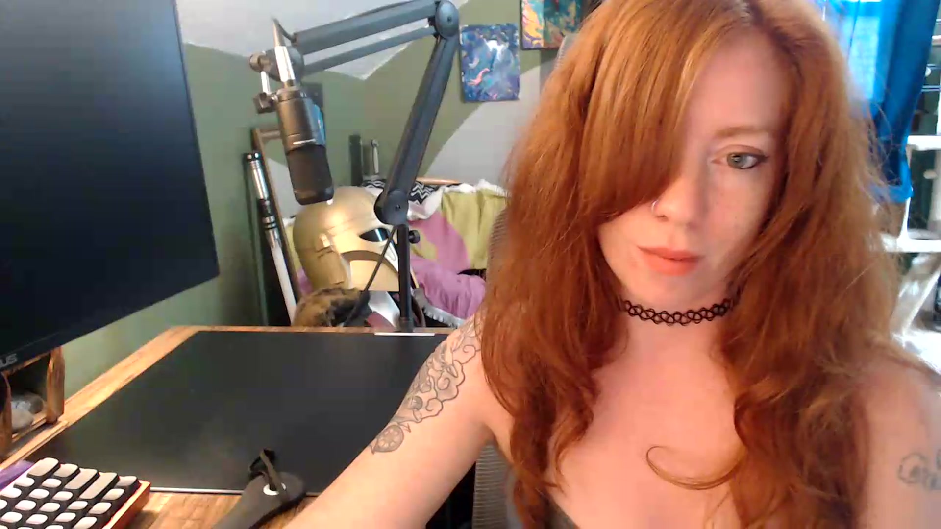 Gallery image thumbnail from AstraeaSiren's myfreecams stream on, 07/06/2026, 20:25 image 6 of 20