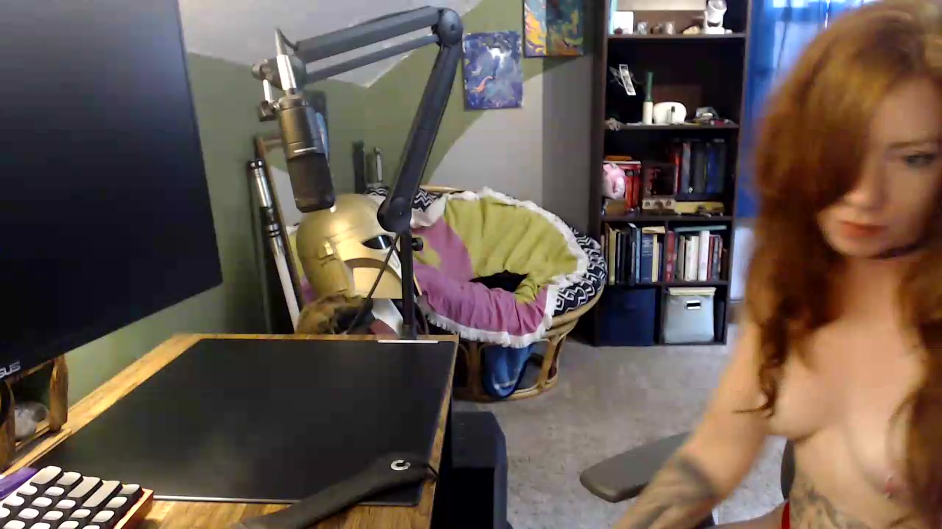 Gallery image thumbnail from AstraeaSiren's myfreecams stream on, 07/06/2026, 20:25 image 14 of 20
