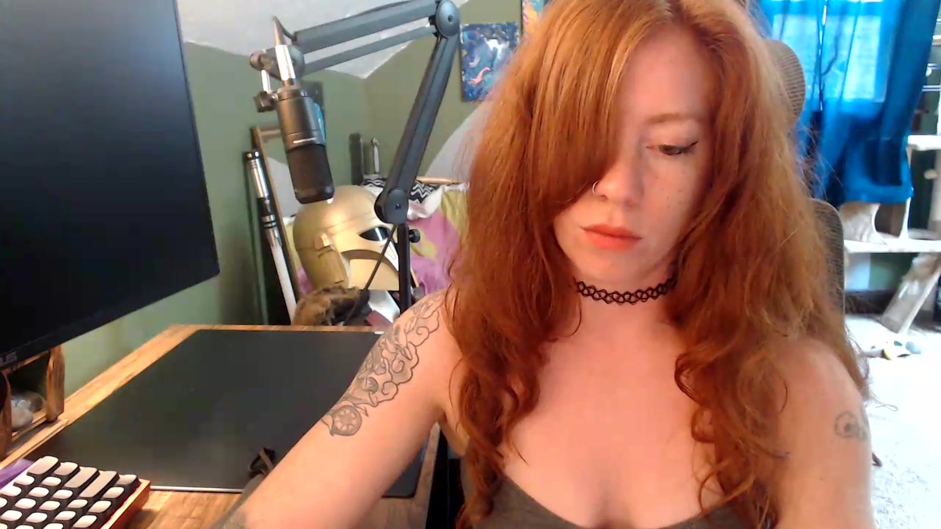Gallery image thumbnail from AstraeaSiren's myfreecams stream on, 07/06/2026, 20:25 image 5 of 20