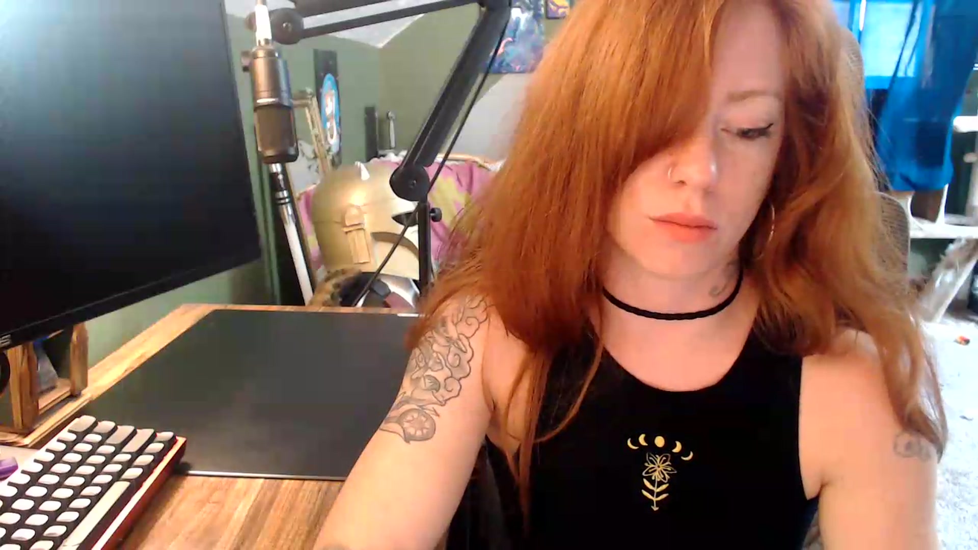 Gallery image thumbnail from AstraeaSiren's myfreecams stream on, 07/29/2026, 18:05 image 5 of 20