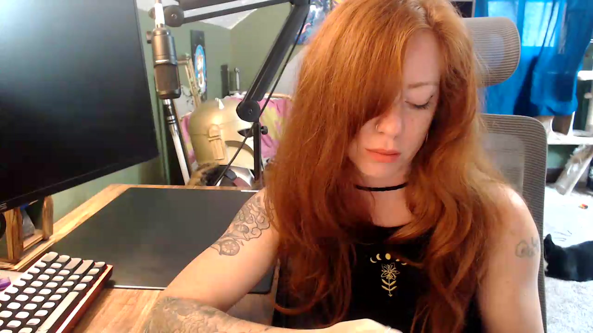 Gallery image thumbnail from AstraeaSiren's myfreecams stream on, 07/29/2026, 18:05 image 4 of 20