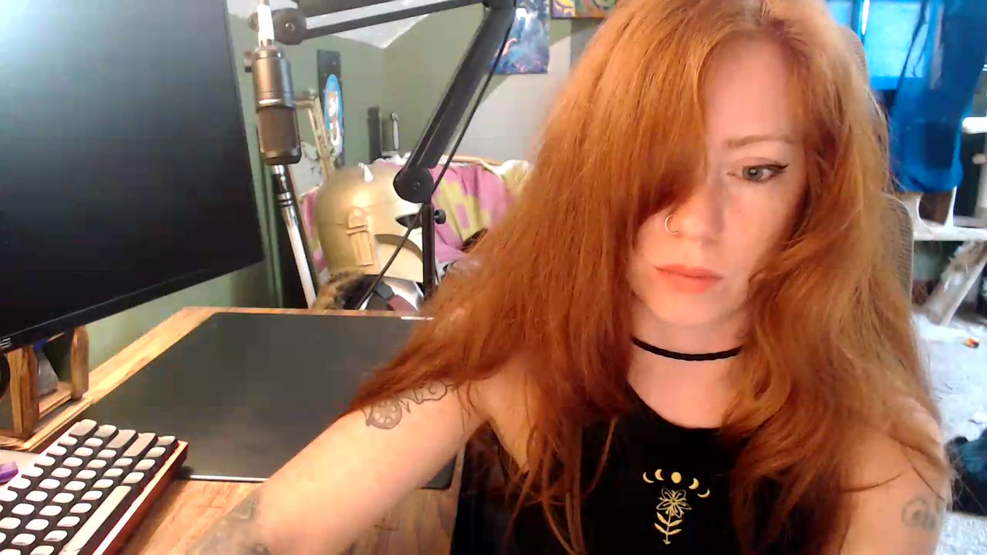 Gallery image thumbnail from AstraeaSiren's myfreecams stream on, 07/29/2026, 18:05 image 7 of 20