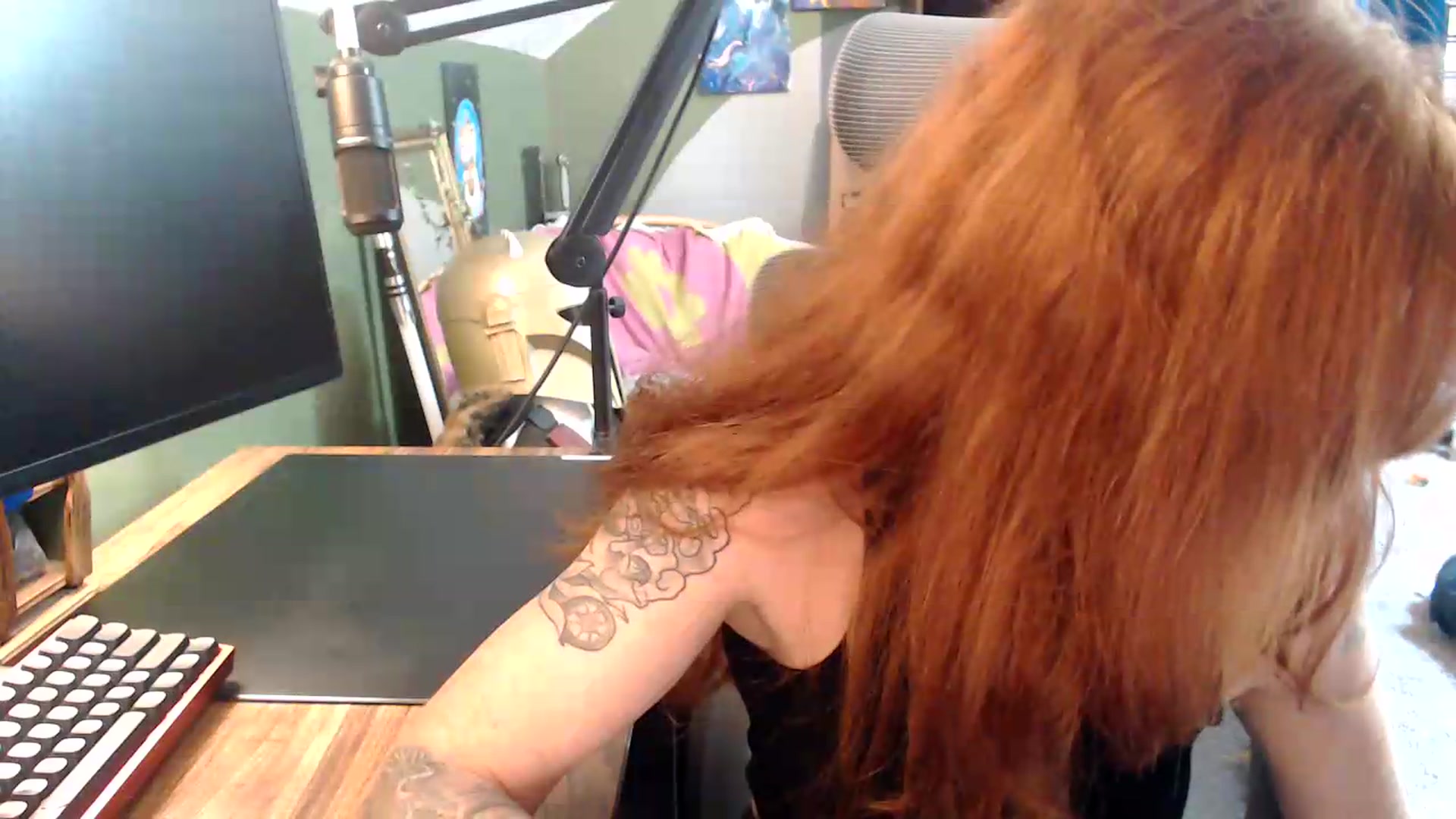 Gallery image thumbnail from AstraeaSiren's myfreecams stream on, 07/29/2026, 18:05 image 2 of 20