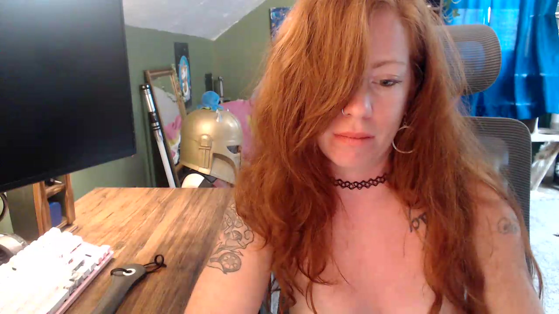 Gallery image thumbnail from AstraeaSiren's myfreecams stream on, 08/17/2026, 20:03 image 13 of 20