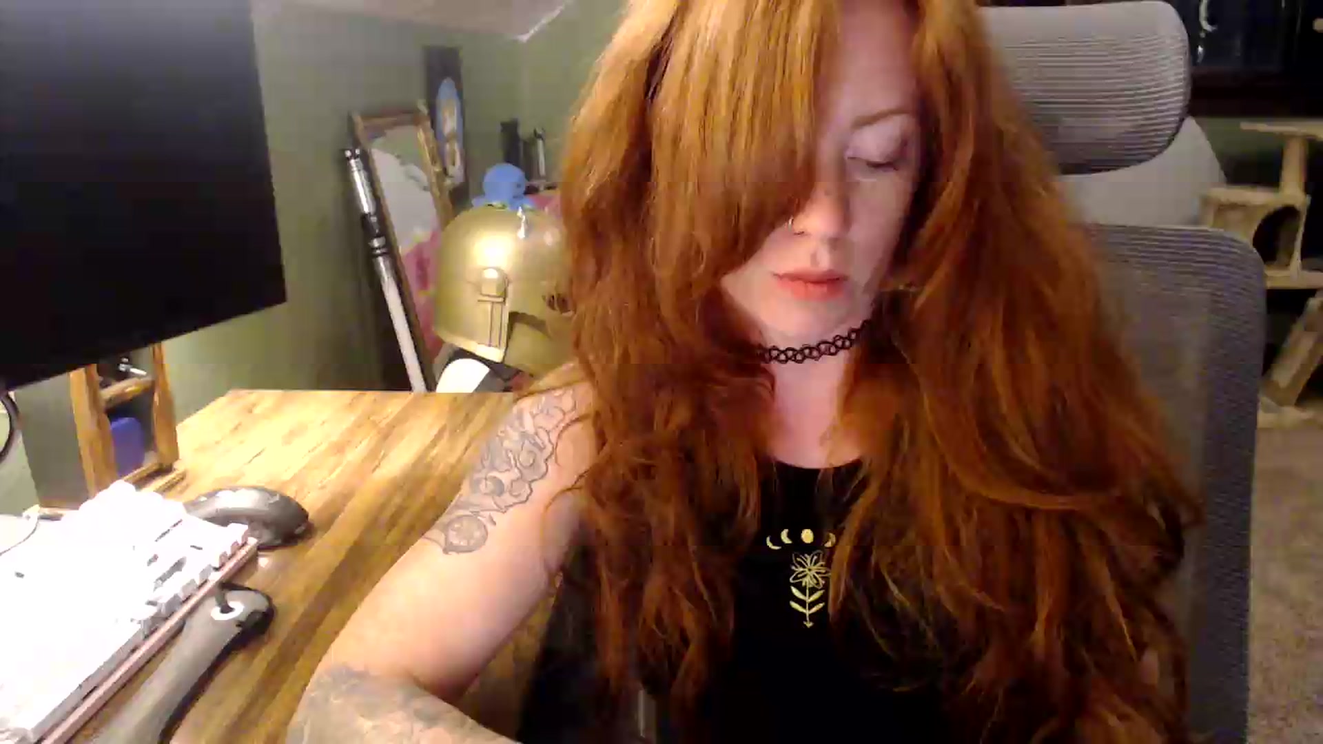 Gallery image thumbnail from AstraeaSiren's myfreecams stream on, 08/20/2026, 04:15 image 1 of 20