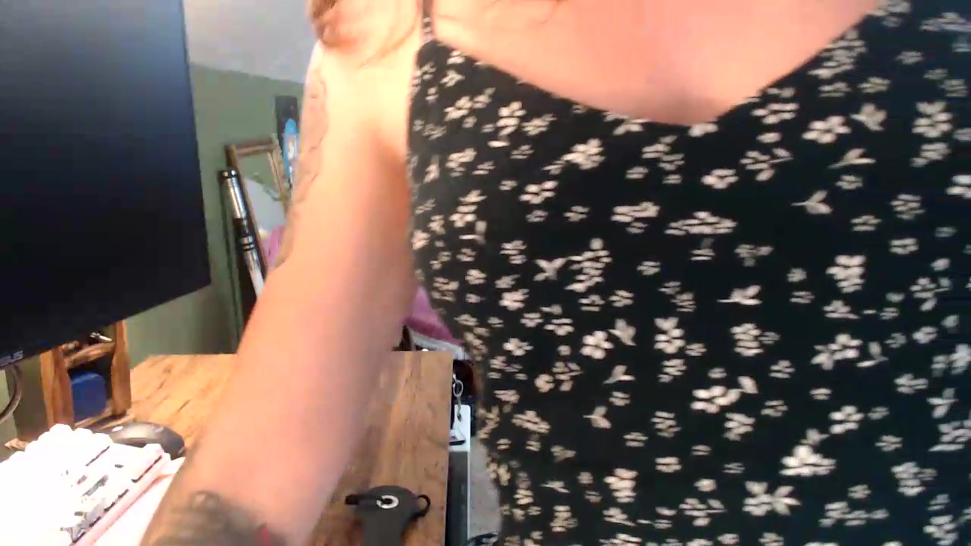 Gallery image thumbnail from AstraeaSiren's myfreecams stream on, 08/21/2026, 20:41 image 10 of 20