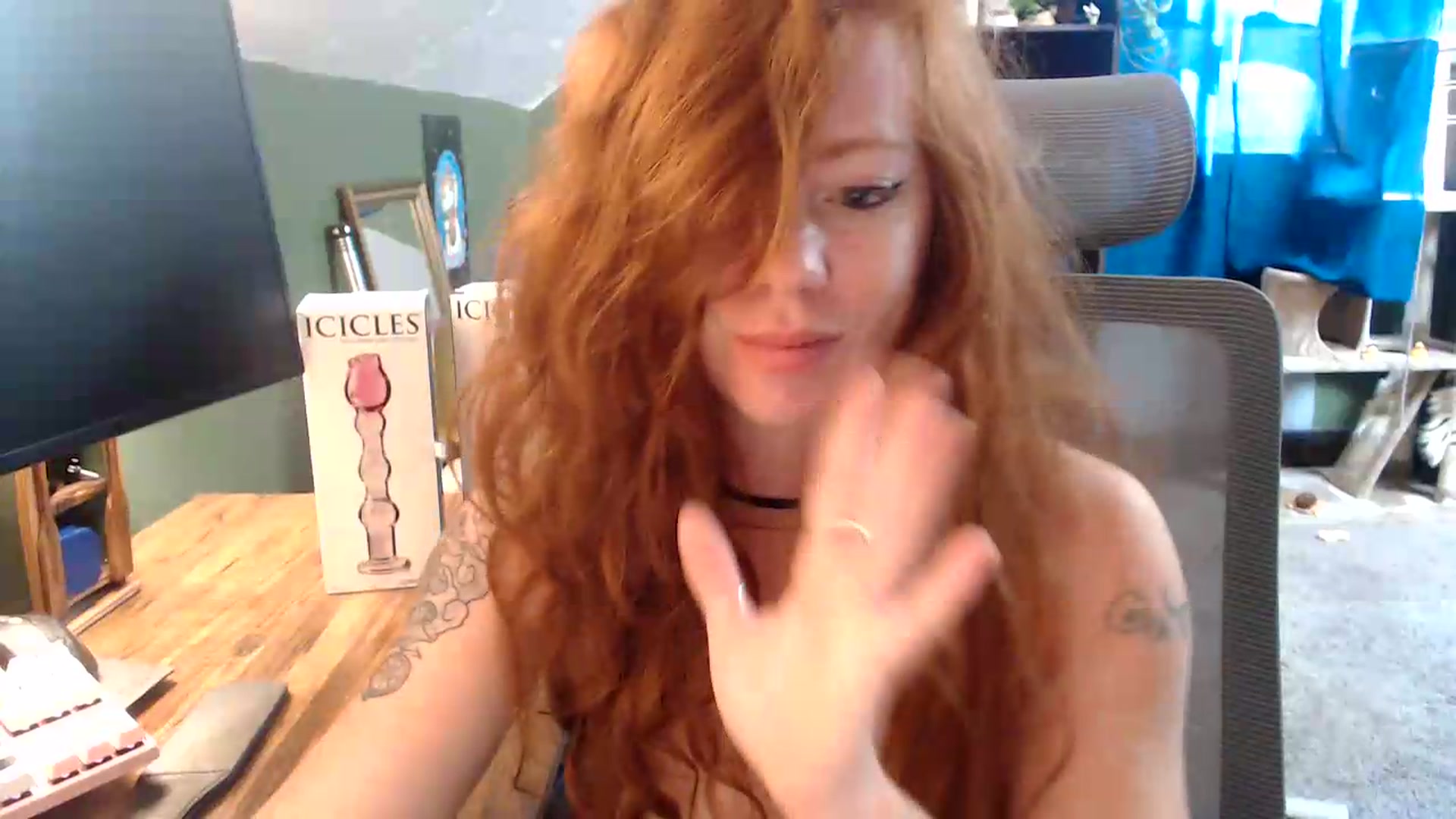 Gallery image thumbnail from AstraeaSiren's myfreecams stream on, 08/28/2026, 19:47 image 16 of 20