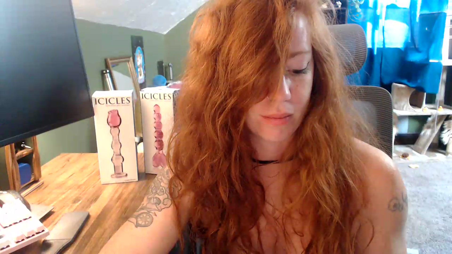 Gallery image thumbnail from AstraeaSiren's myfreecams stream on, 08/28/2026, 19:47 image 15 of 20