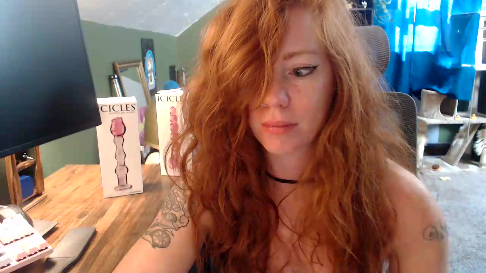 Gallery image thumbnail from AstraeaSiren's myfreecams stream on, 08/28/2026, 19:47 image 14 of 20